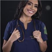 Sou uma pessoa muito didática, comunicativa e preparada. Já ministrei aulas particulares previamente. Minha experiência e habilidades pessoas tem muito a somar as crianças de ensino fundamental e médio